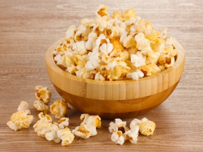Domácí popcorn (kukuřičné pukance)